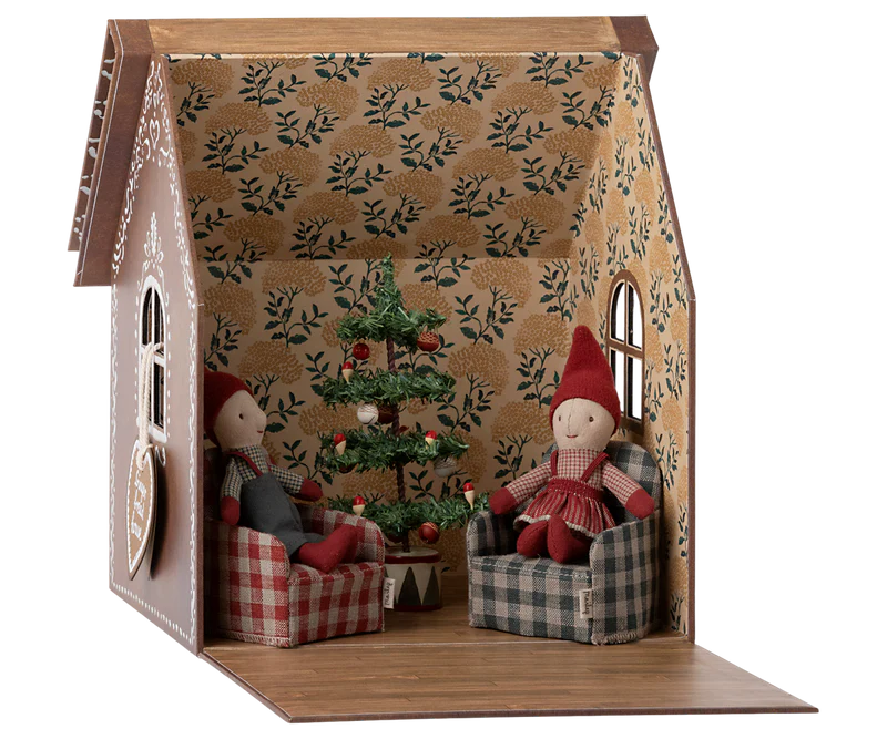 Gingerbread House, Small