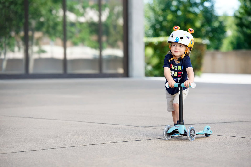 Micro Maxi Foldable LED Scooter-BLUE （5-12years）