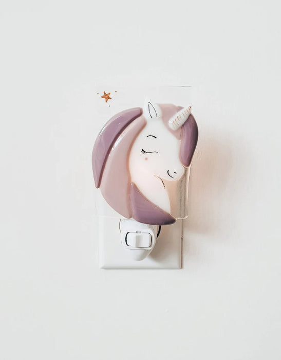 NIGHT LIGHT - SIMONE THE UNICORN - VEILLE SUR TOI